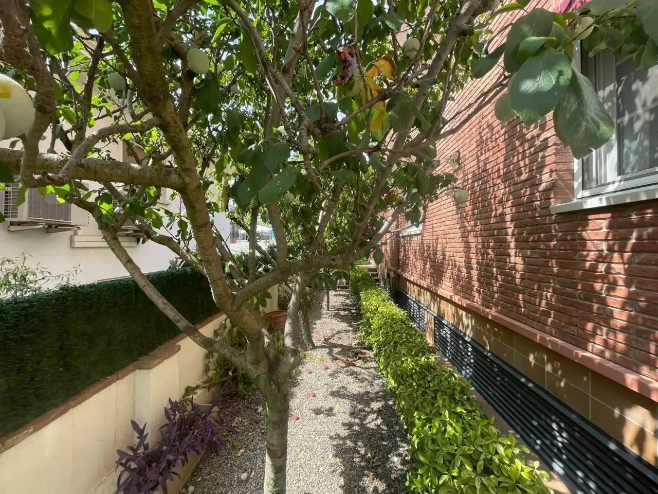 Außenansicht von Wohnung zur Miete in Cerdanyola del Vallès mit Klimaanlage, Heizung und Privatgarten