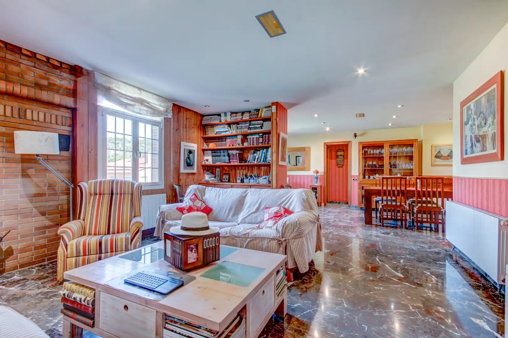 Detached house with terrace for sale in Camí Can Sadurní 40, imagen 12