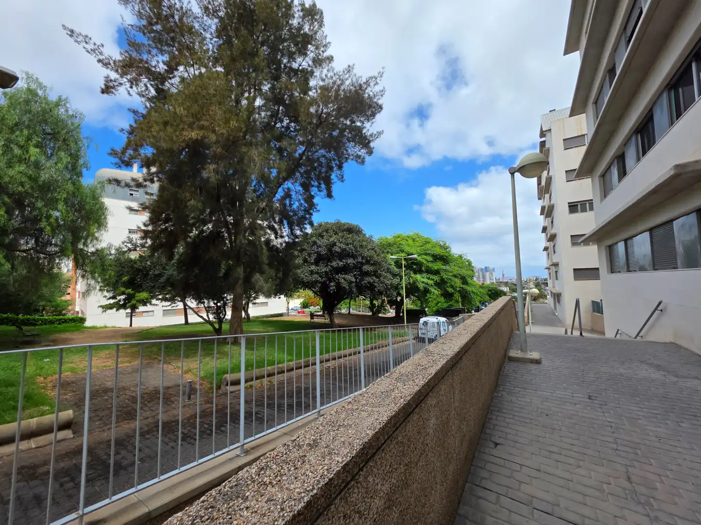 Vista exterior de Pis en venda en Las Palmas de Gran Canaria amb Traster