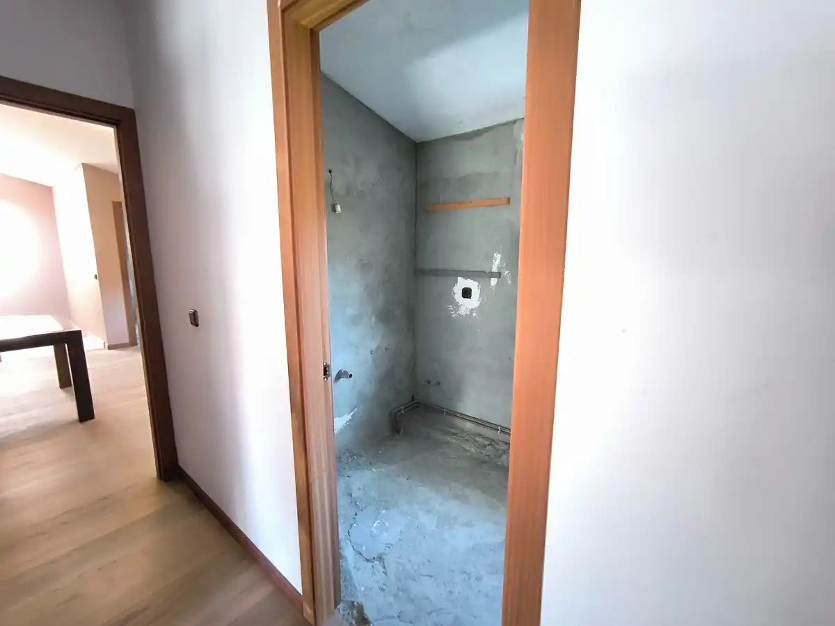 Baño de Casa o chalet en venta en Vilagarcía de Arousa con Calefacción, Jardín privado y Parquet