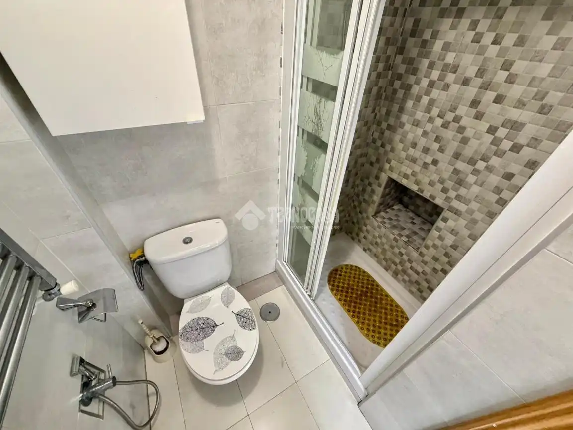 Badezimmer von Wohnung zum Verkauf in Madrid