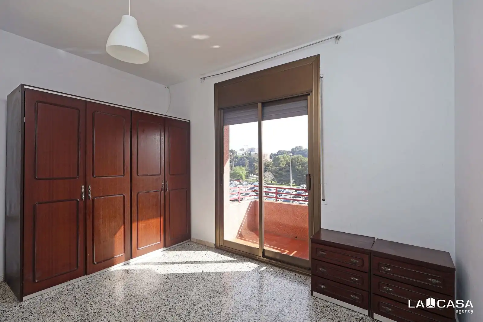 Habitación de Piso en venta en Esplugues de Llobregat con Calefacción y Balcón
