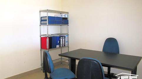 Foto 2 de Oficina de lloguer a Alagón, Zaragoza