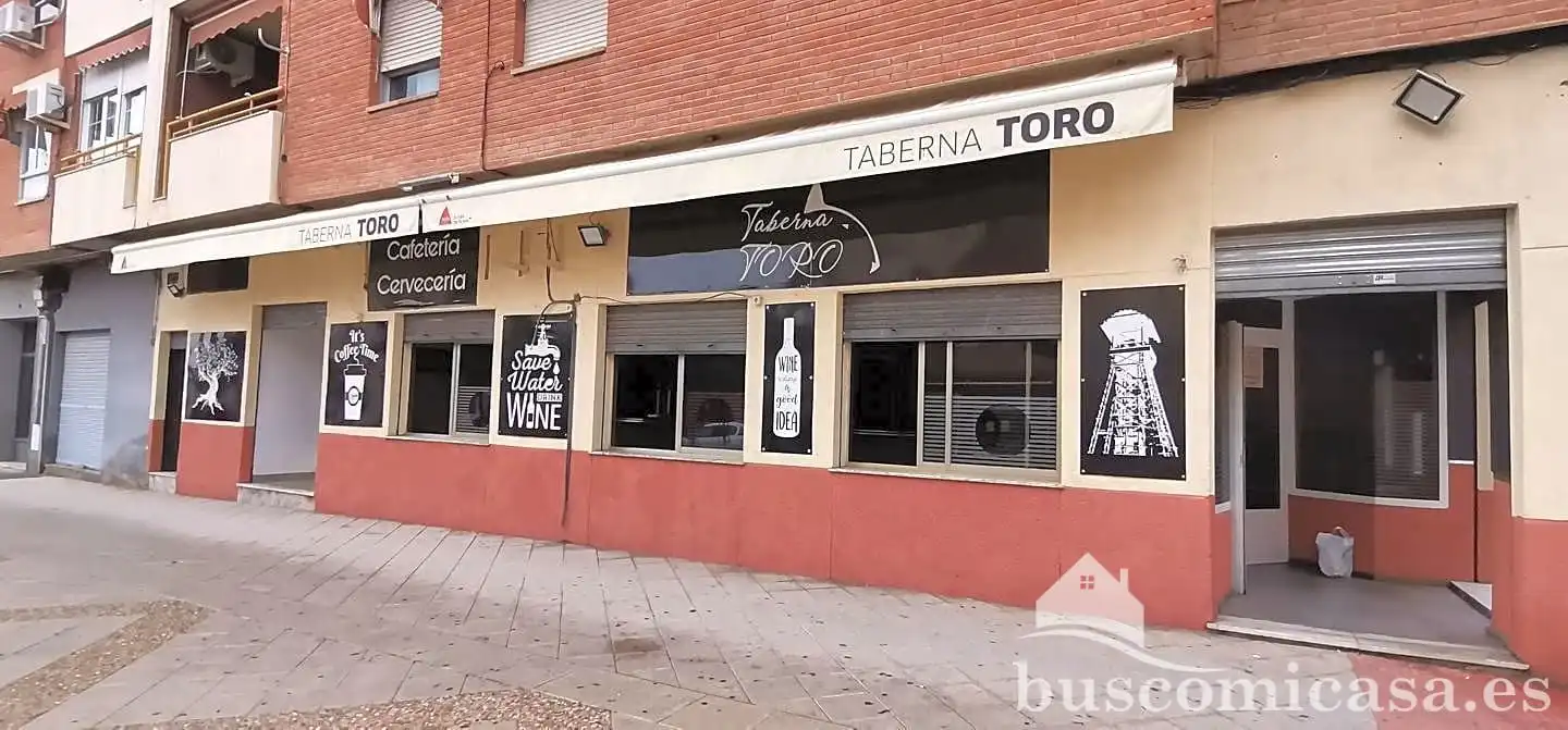 Local comercial en venda a Andrés Segovia, imagen 8