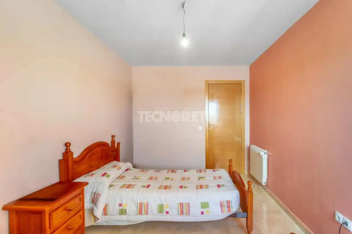 Bedroom of Flat for sale in Toledo  with Heating
