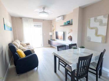 Flat with balcony for sale in Calle PEZ ESPADA