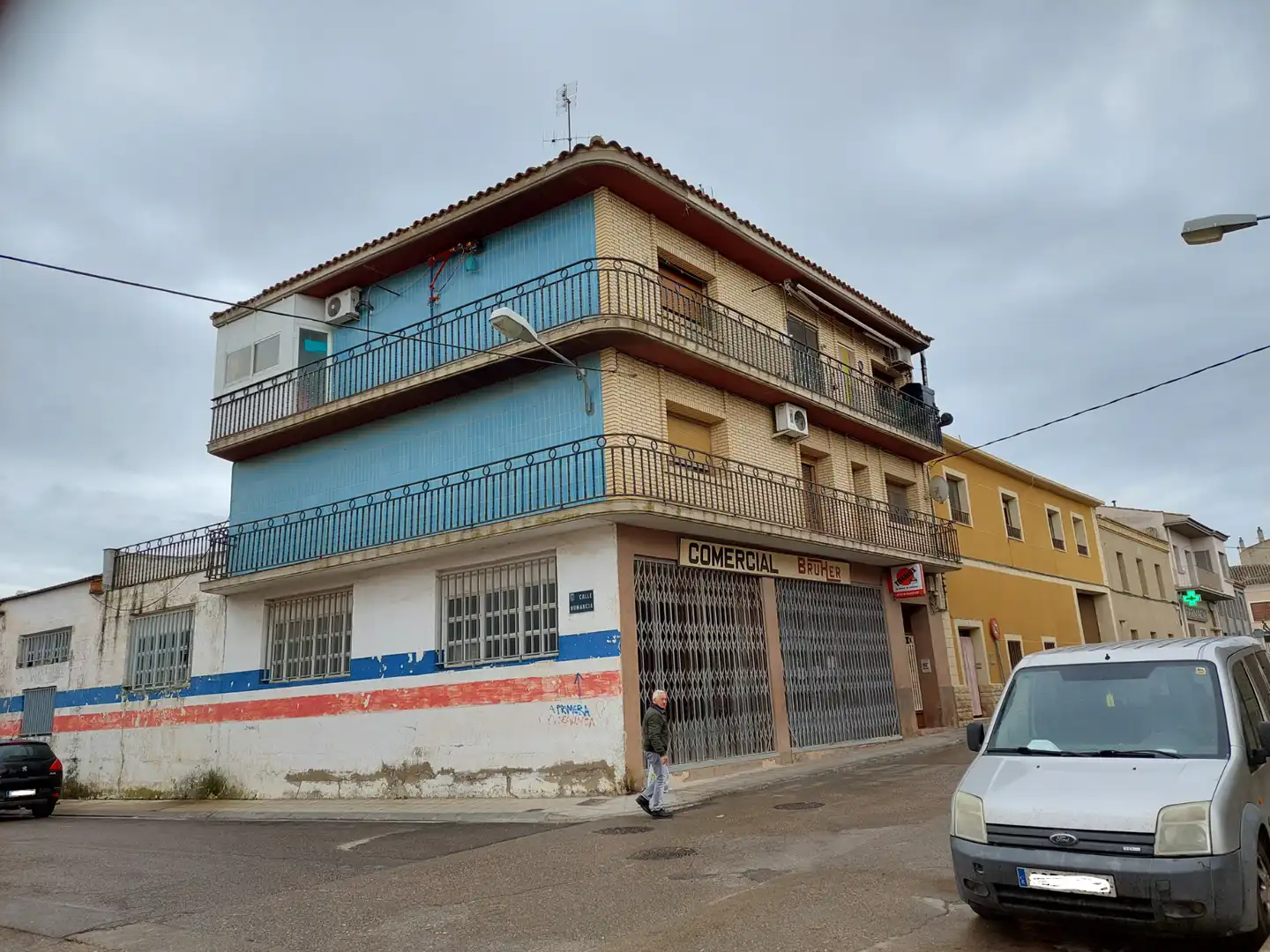 Vista exterior de Piso en venta en Tauste con Balcón