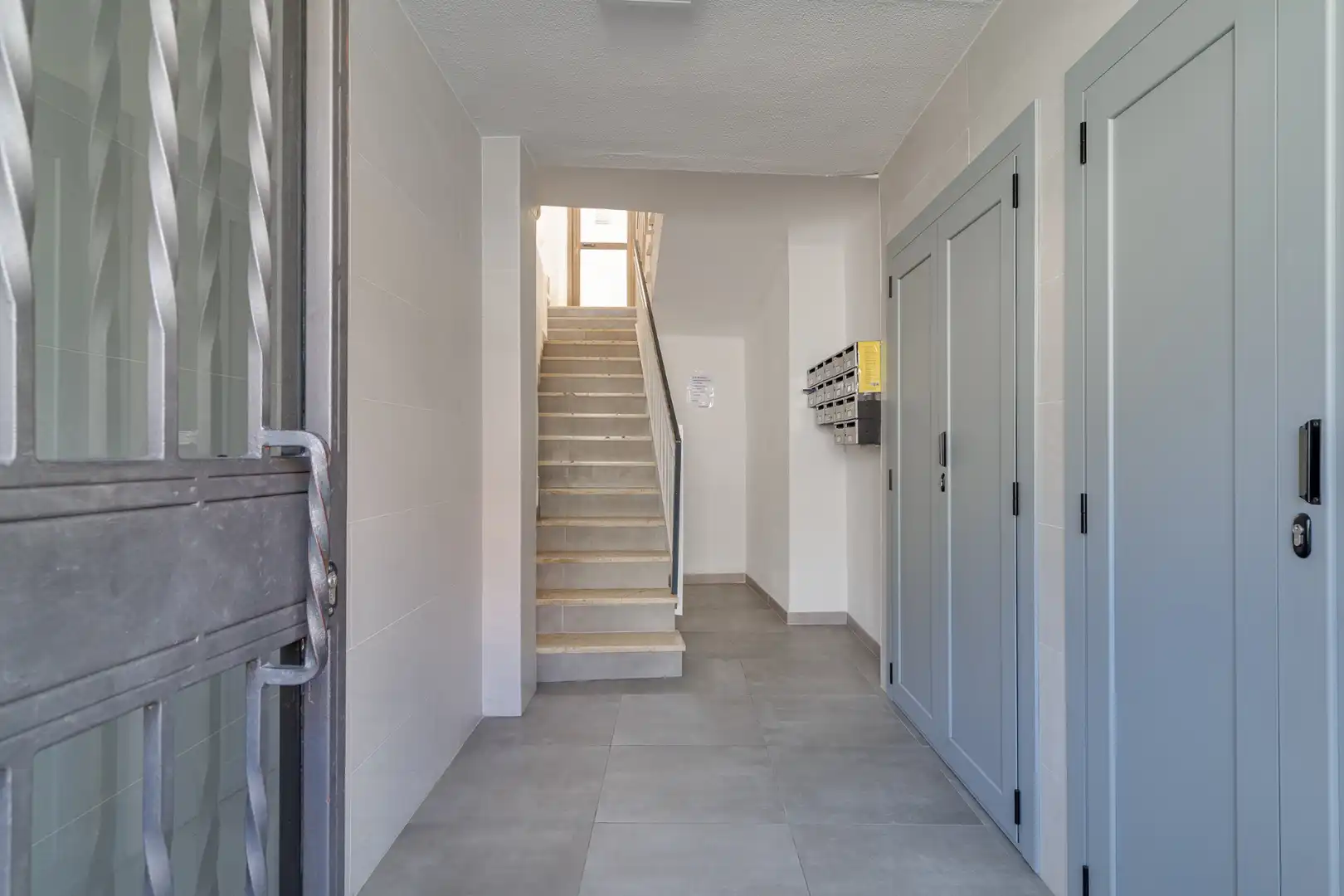 Piso en venta en Pineda de Mar con Calefacción, Balcón y Piscina comunitaria