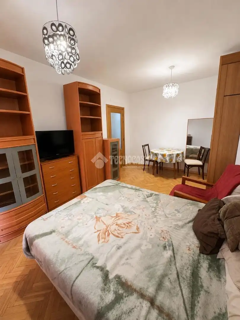 Habitación de Piso en venta en Madrid con Calefacción y Terraza