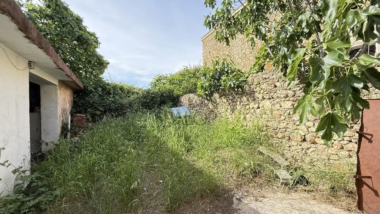 Finca rústica en venda en Simat de la Valldigna amb Traster