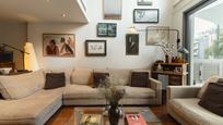 Sala de estar de Casa adosada en venta en  Barcelona Capital con Aire acondicionado y Terraza