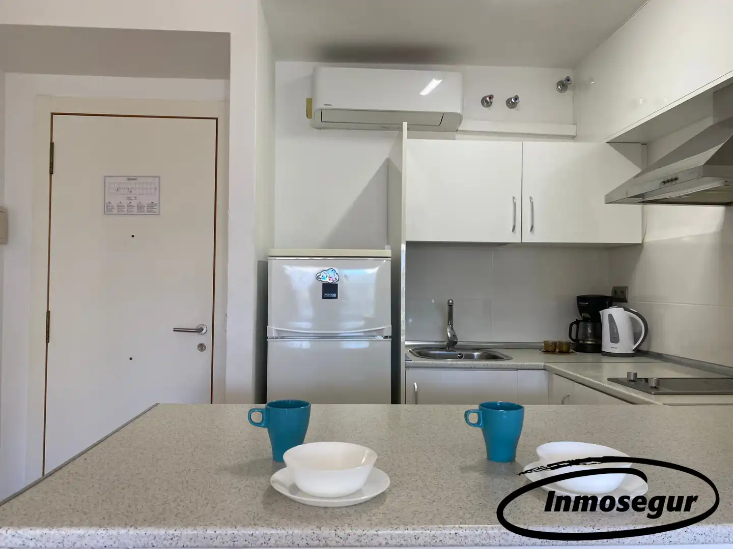 Cocina de Apartamento en venta en Salou con Aire acondicionado, Calefacción y Amueblado