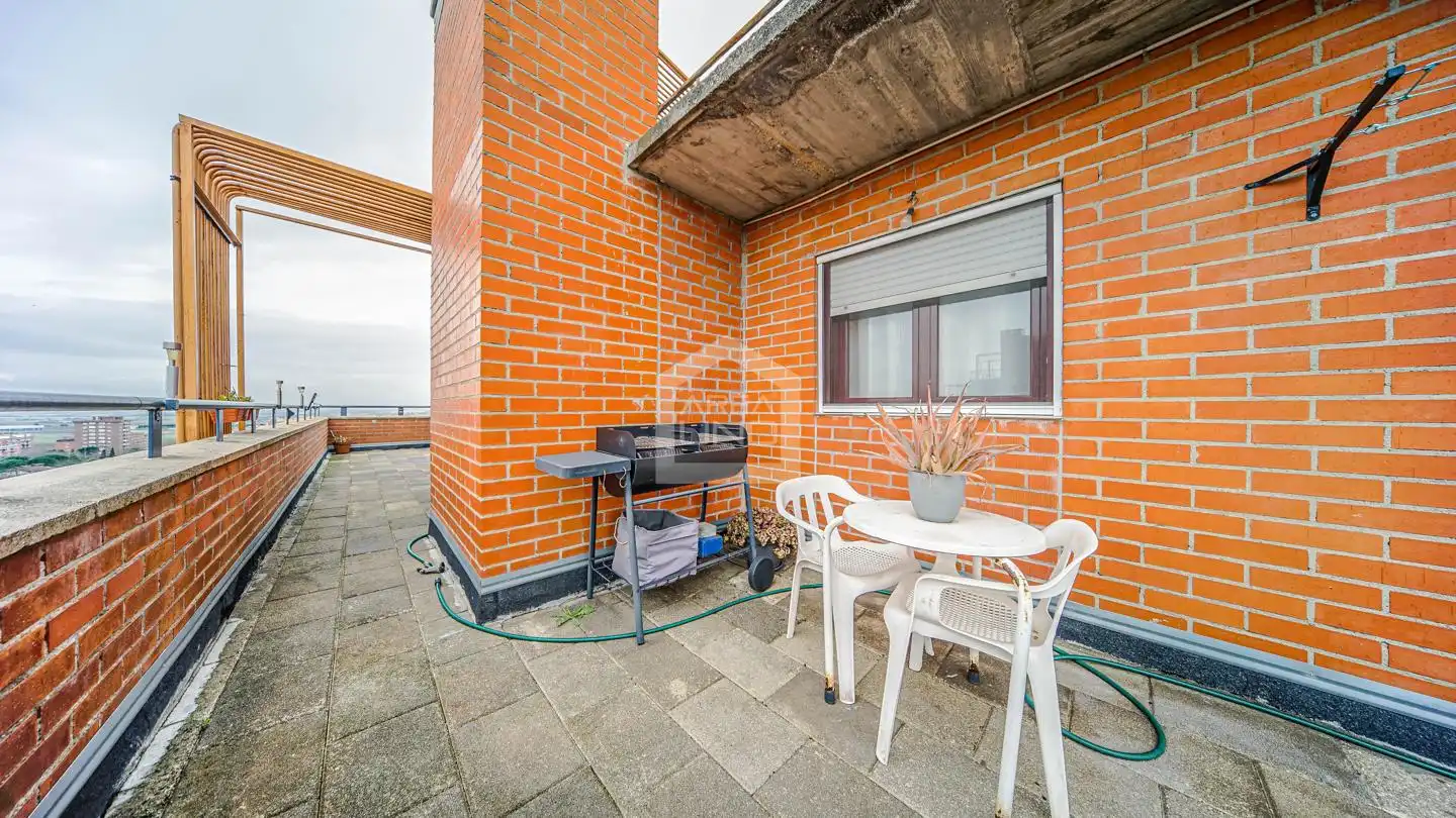 Terrace of Attic for sale in Fuenlabrada  with Heating and Terrace