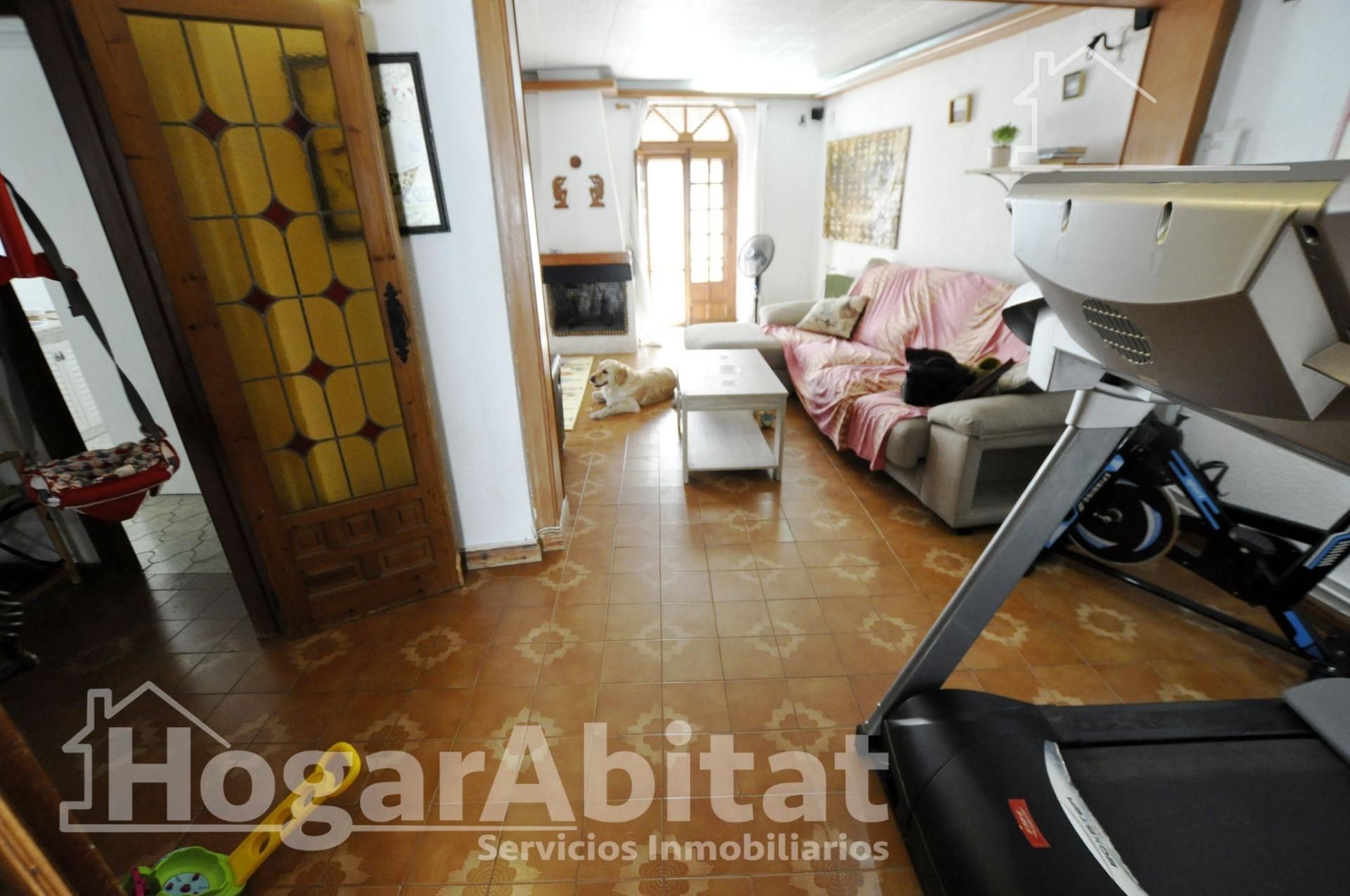 Sala d'estar de Àtic en venda en El Puig de Santa Maria amb Aire condicionat, Calefacció i Terrassa