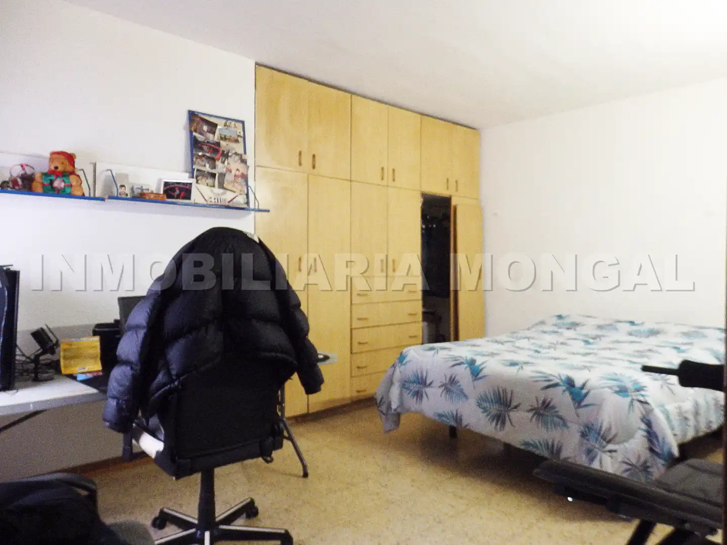 Dormitori de Àtic en venda en L'Hospitalet de Llobregat amb Aire condicionat, Terrassa i Forn