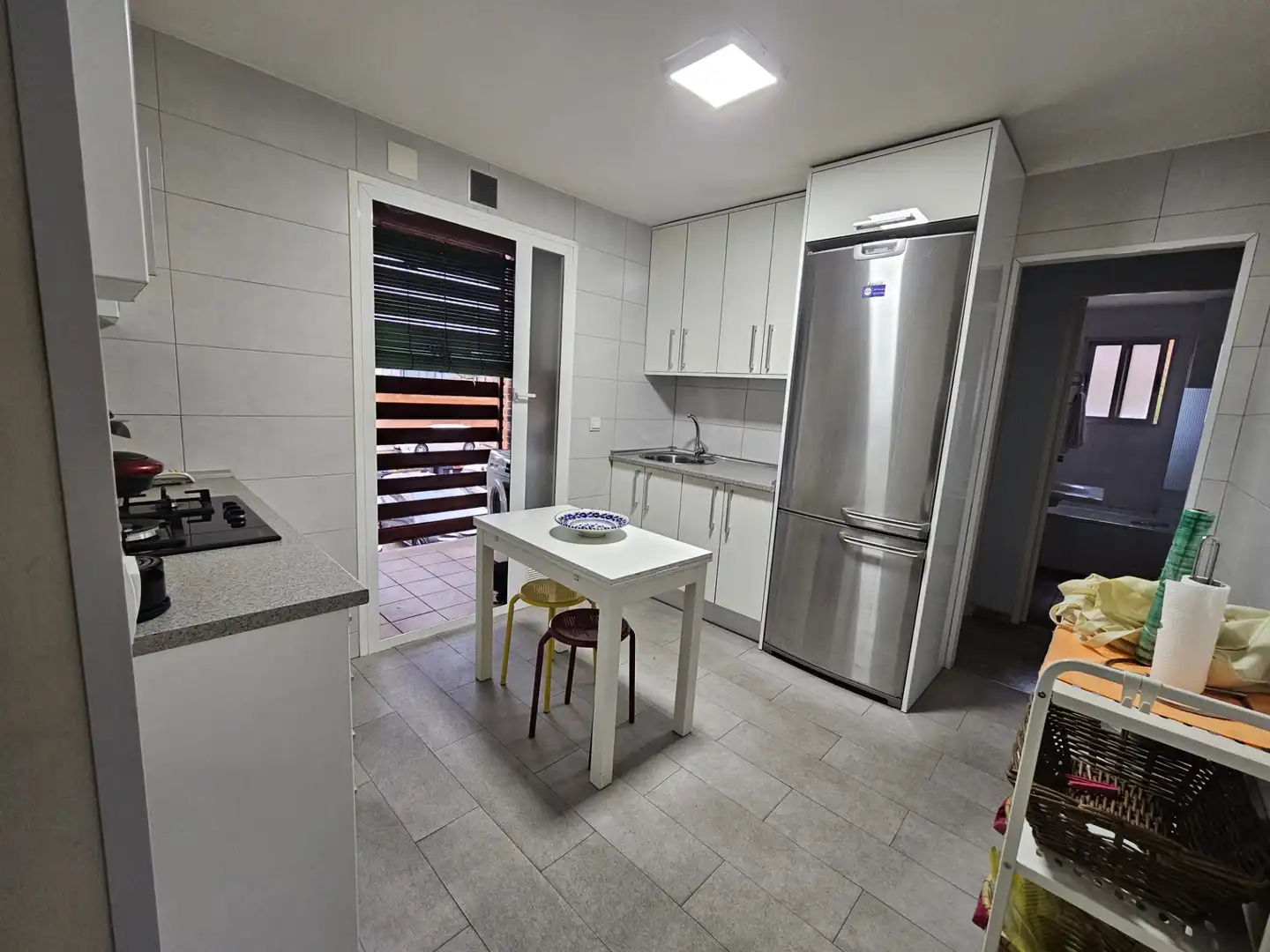 Cuina de Pis en venda en Madrid amb Calefacció, Terrassa i Moblat