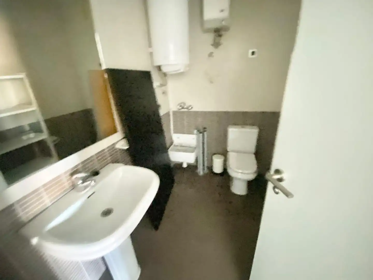 Badezimmer von Büro zum Verkauf in Lorca mit Heizung und Terrasse