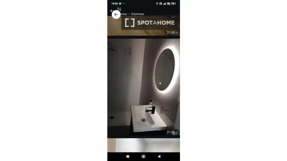 Badezimmer von Wohnung zur Miete in Oliva mit Klimaanlage, Heizung und Möbliert