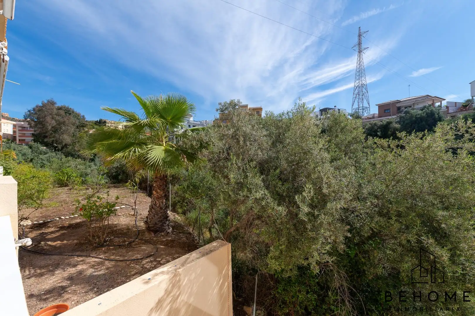 Vista exterior de Piso en venta en Rincón de la Victoria con Trastero y Piscina comunitaria