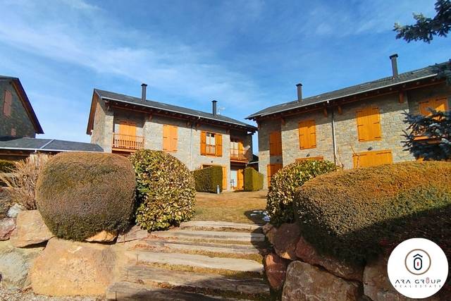 Casa-chalet en Venta en Urbanizacion Cal Llanas en Isòvol