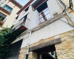 Vista exterior de Casa o xalet en venda en Morella amb Terrassa i Balcó