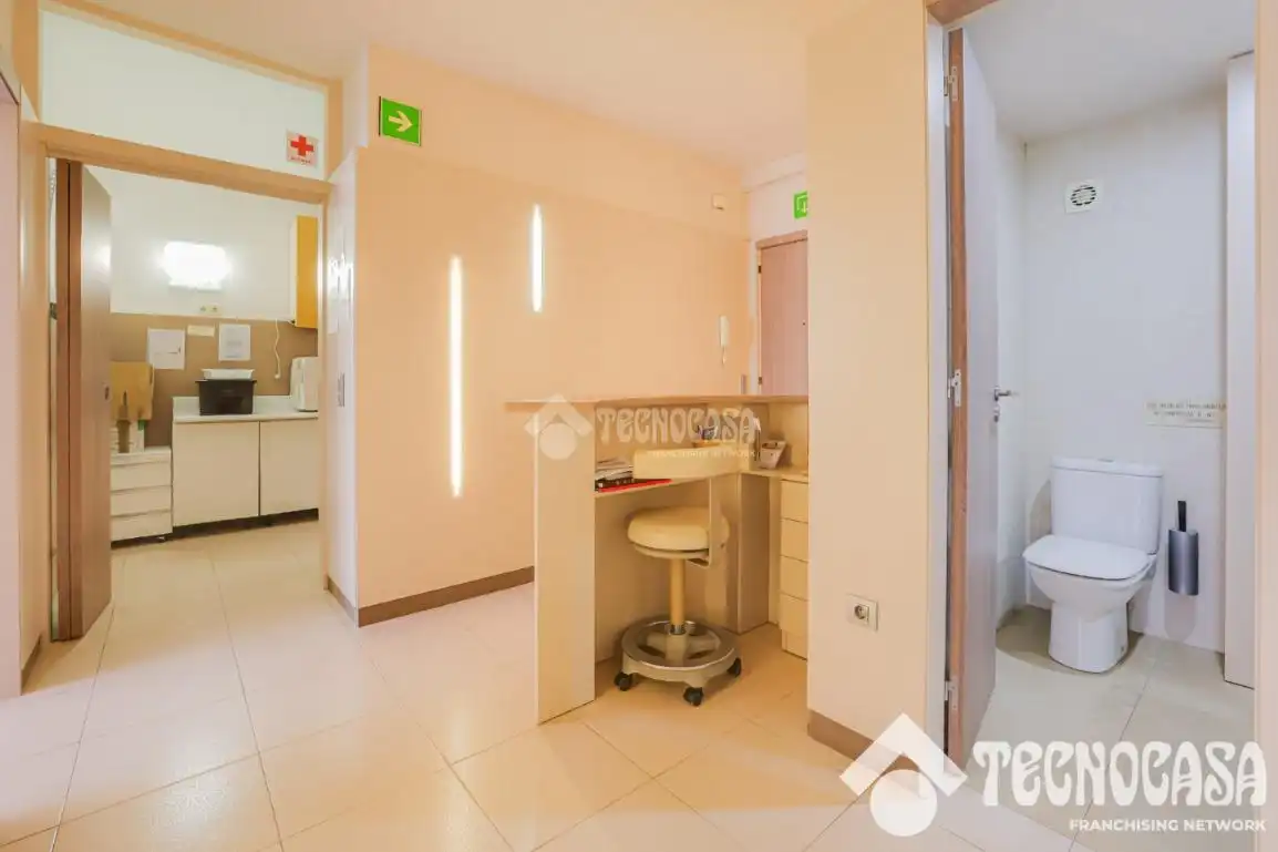 Flat with terrace for sale in Centre, imagen 7