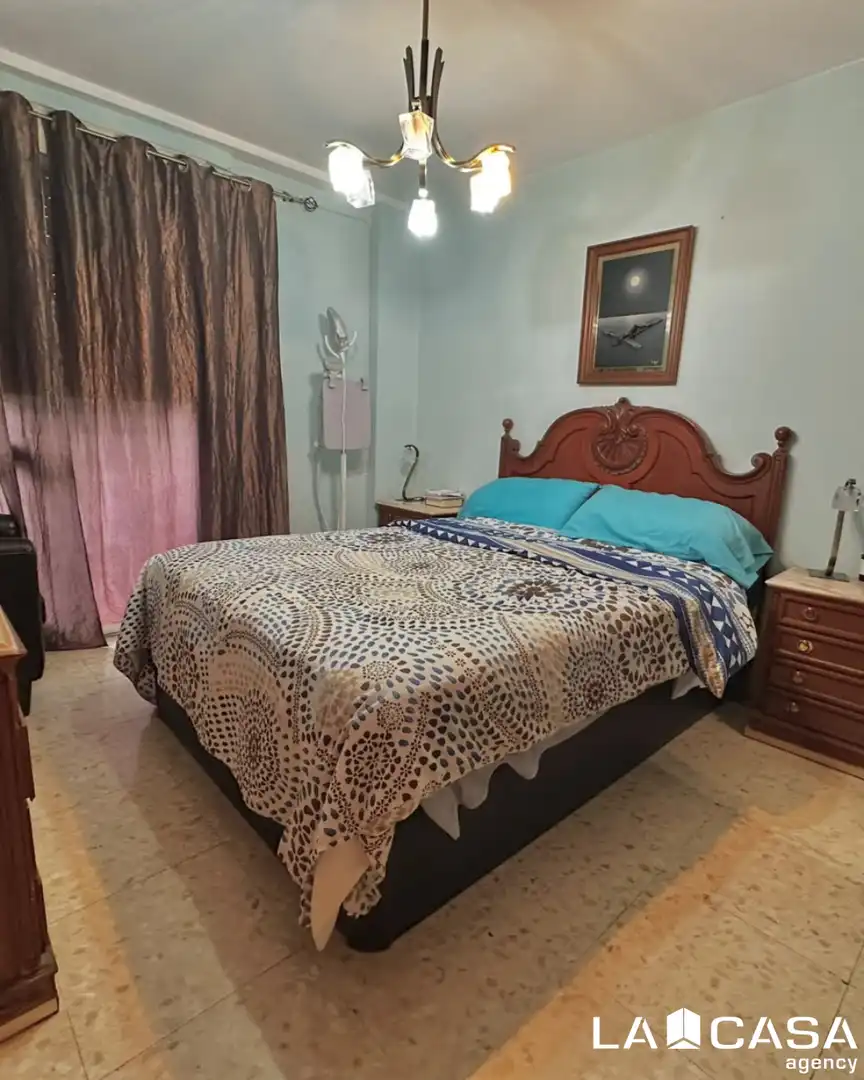 Habitación de Piso en venta en Sevilla con Balcón