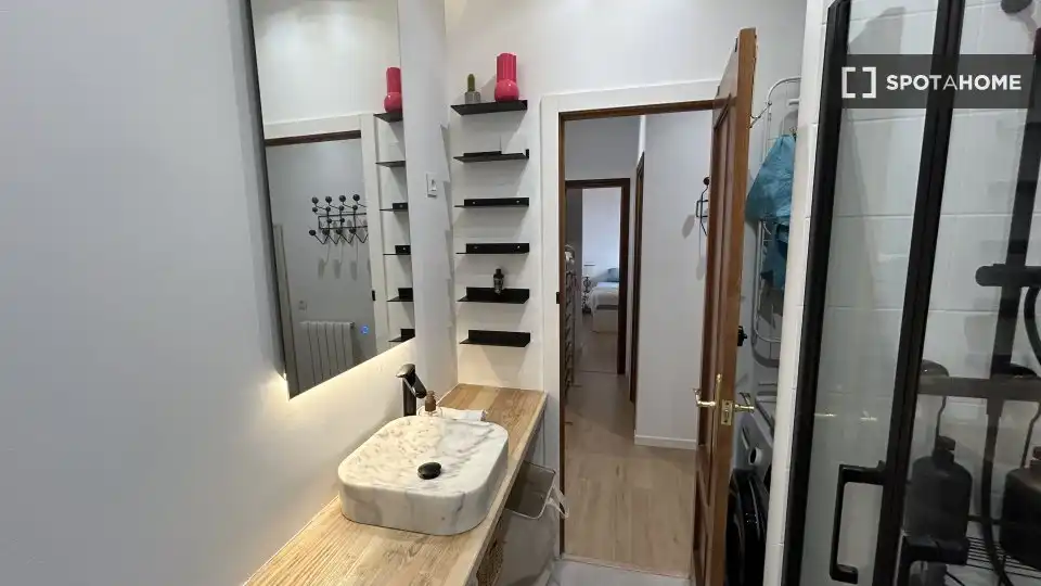 Bany de Apartament per a compartir en Madrid amb Aire condicionat, Calefacció i Terrassa