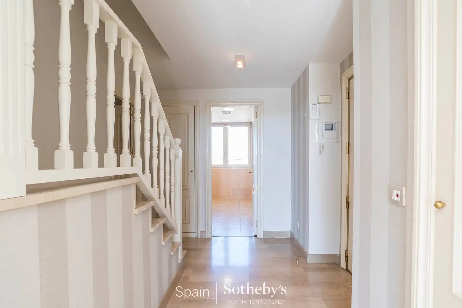 Dúplex en venta en Pozuelo de Alarcón con Aire acondicionado, Calefacción y Terraza