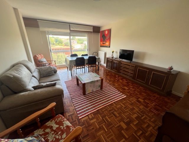 Living room of Flat to rent in Burgos Capital  with Heating, Terrace and Furnished