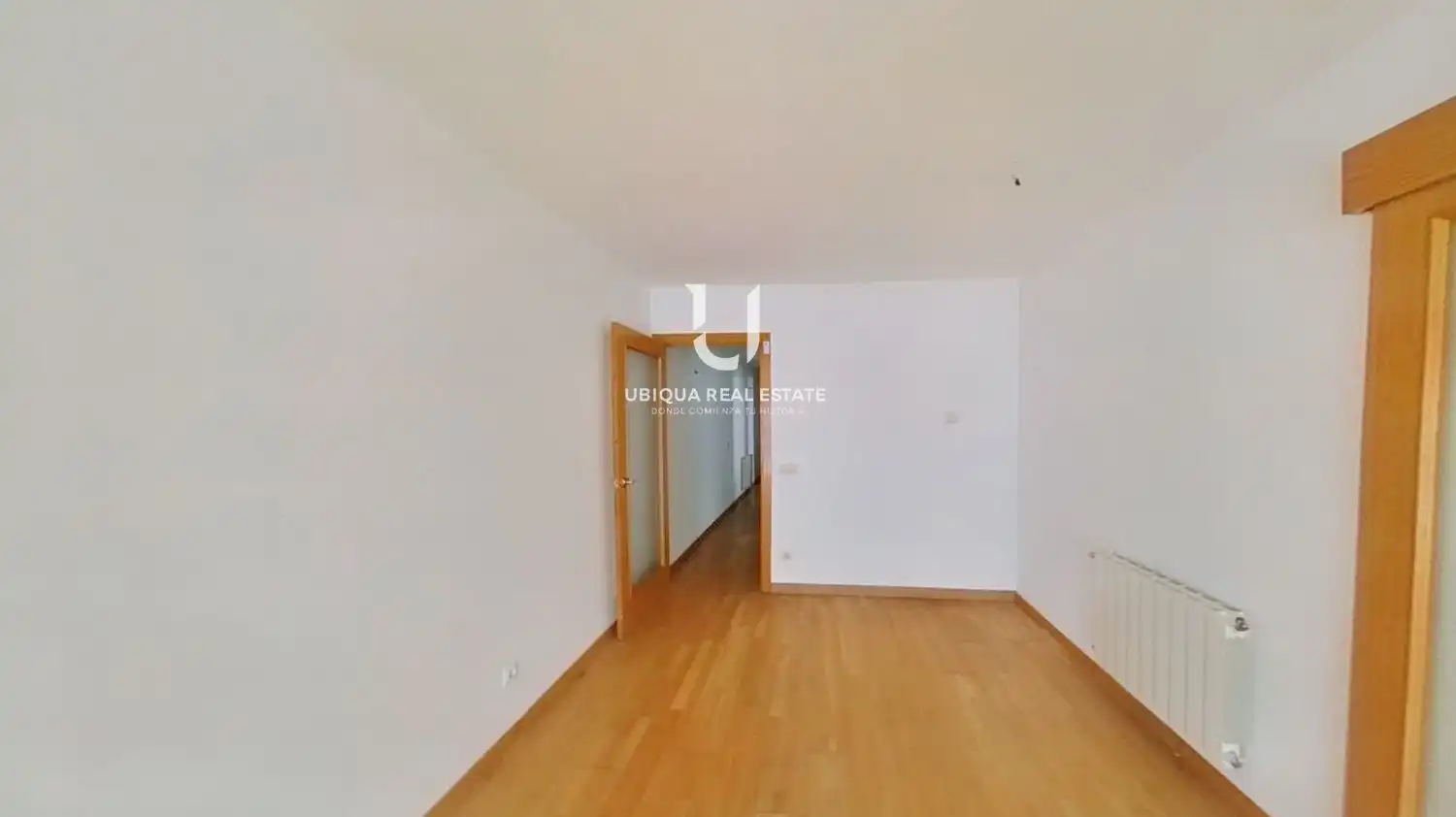 Piso en venta en Barcelona con Calefacción, Piscina y Piscina comunitaria