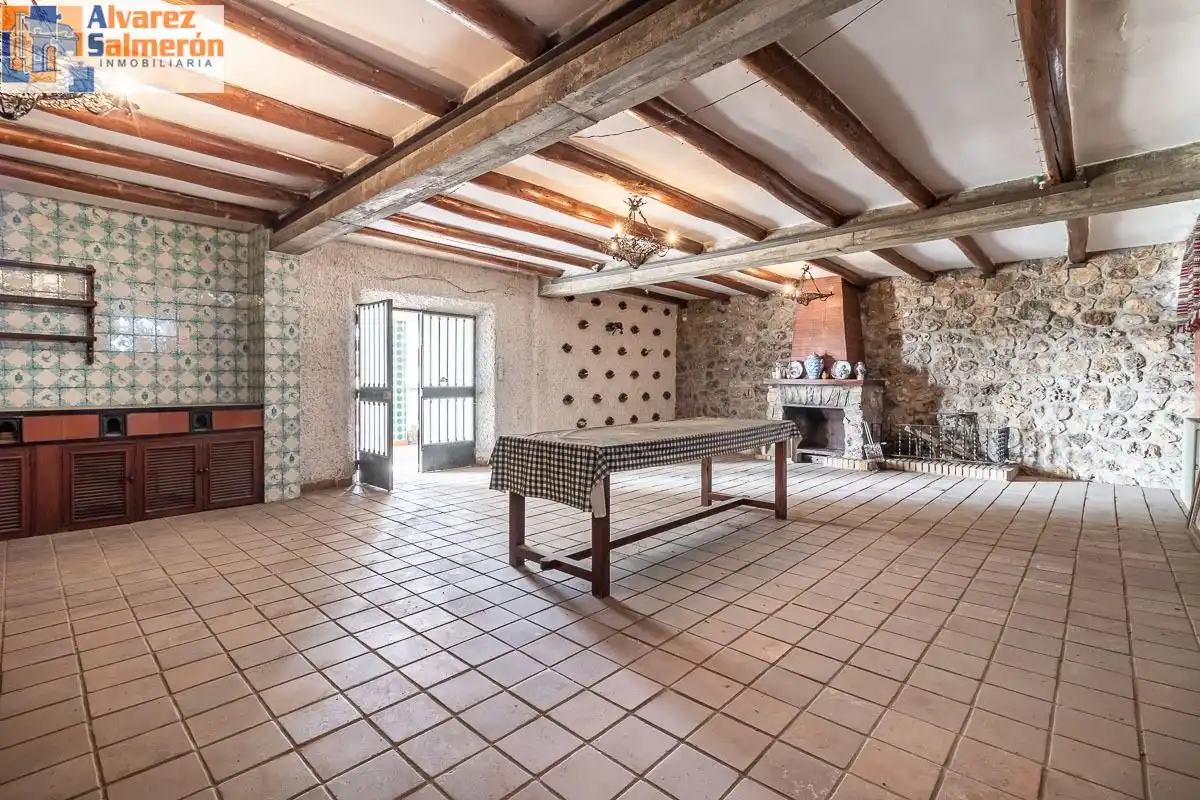 Casa rústica amb piscina en venda a Santa Fe, imagen 10