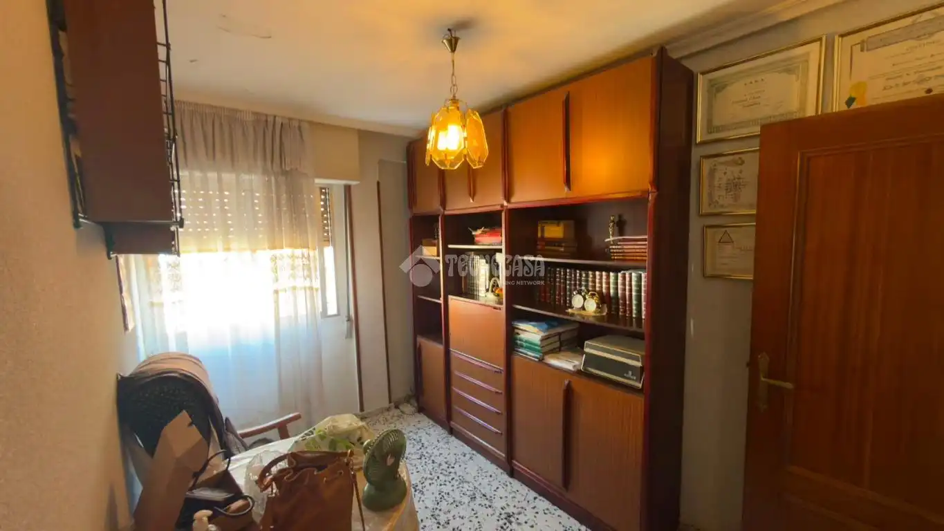 Habitación de Piso en venta en Madrid con Calefacción y Terraza
