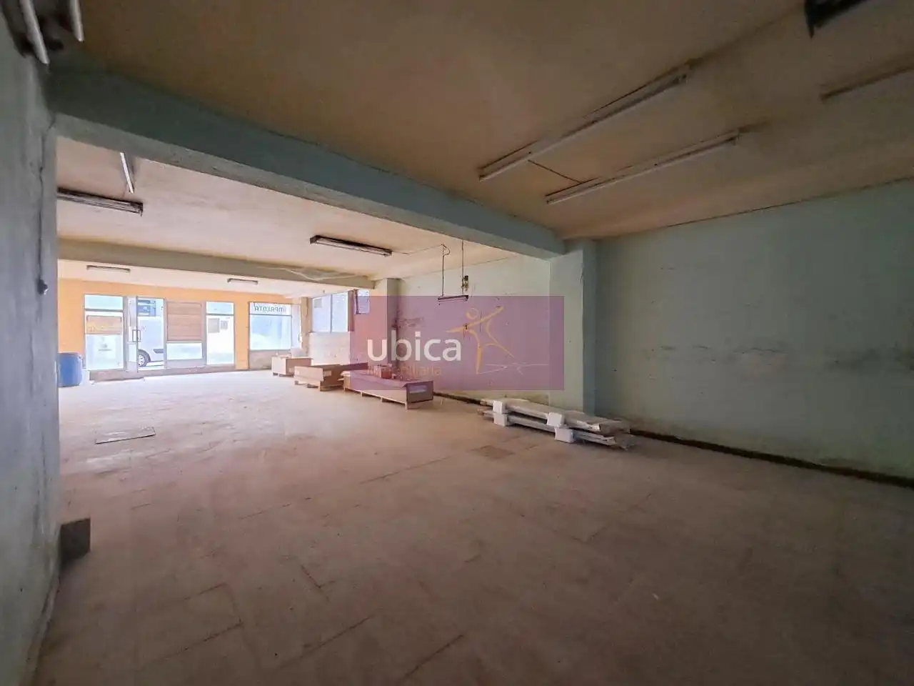 Local comercial en venda a Ponteareas, imagen 2