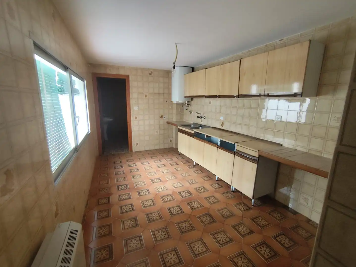 Cuina de Casa o xalet en venda en Úbeda amb Terrassa, Balcó i Internet