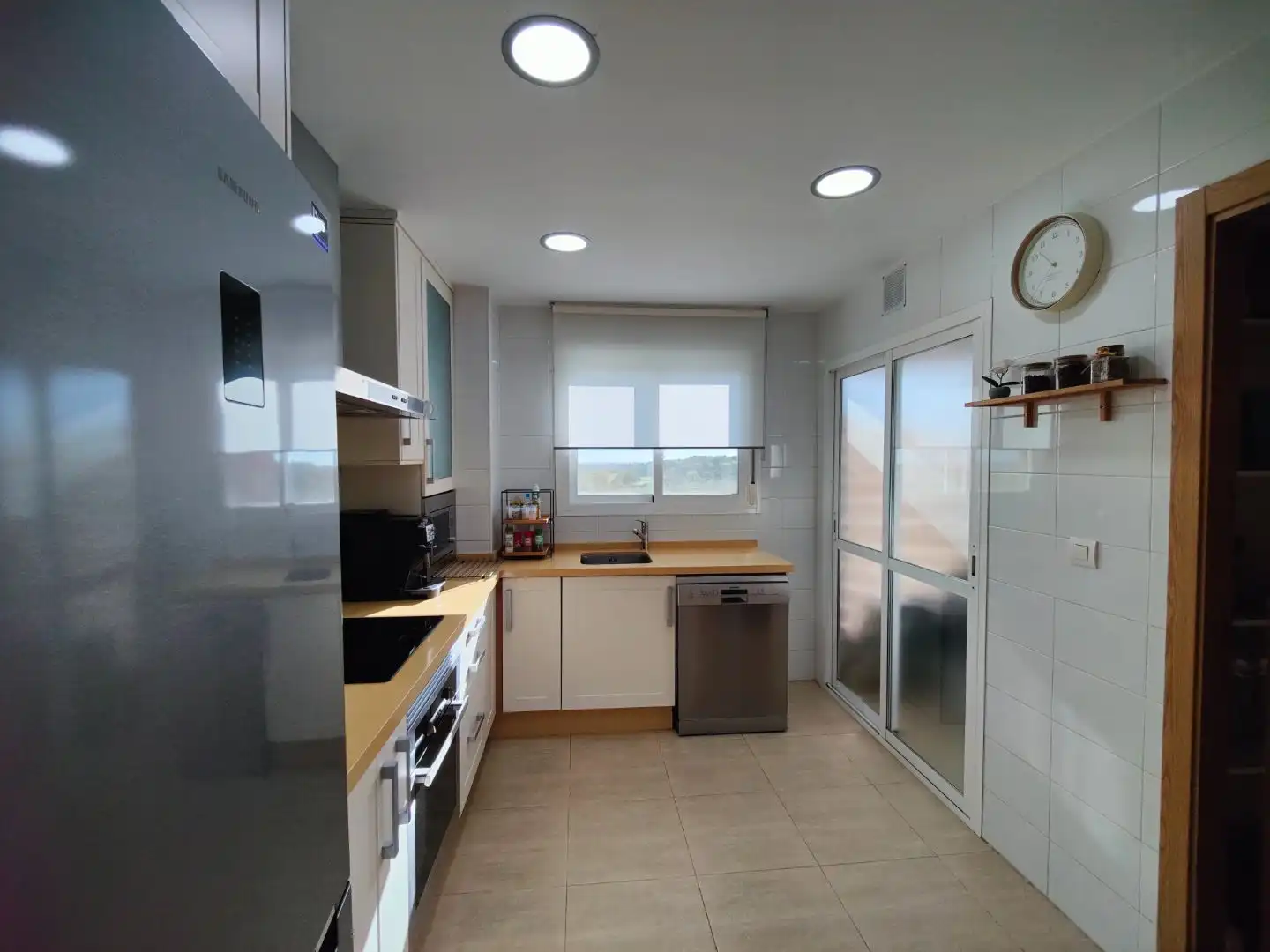 Kitchen of Flat for sale in Badajoz Capital  with Air Conditioner