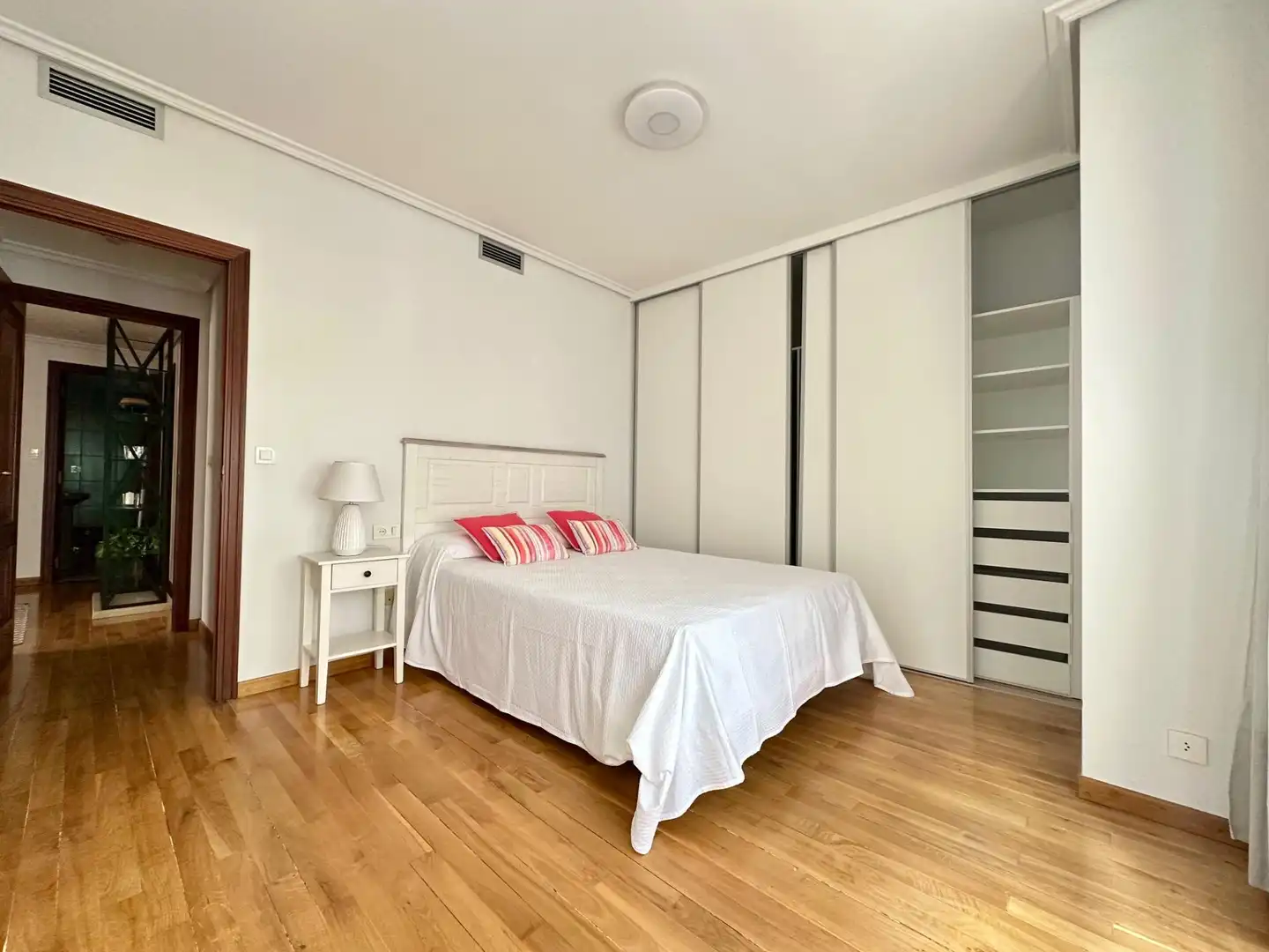 Flat for rent in Plaza REPU ARGENTINA, Centro