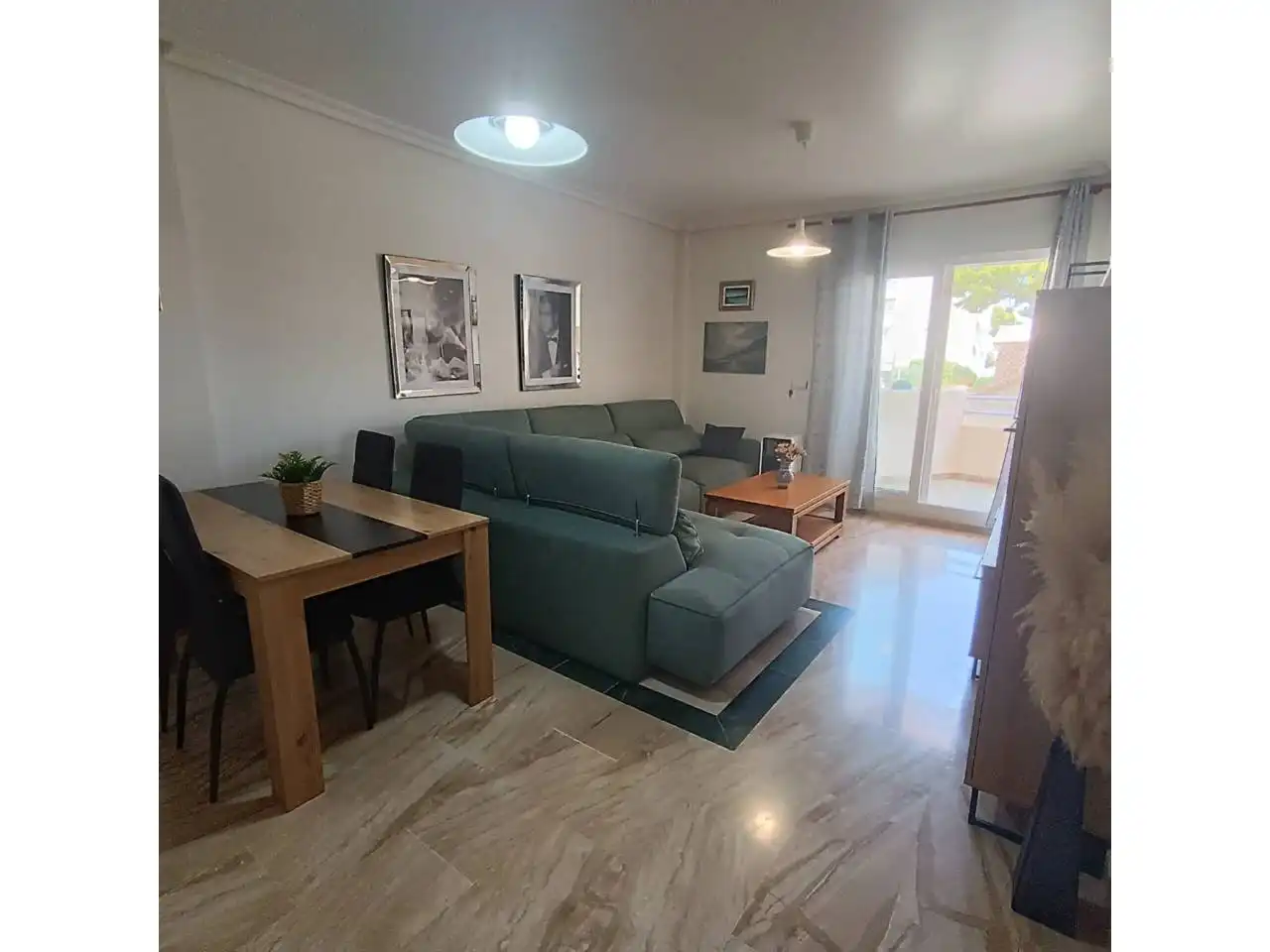 Living room of Apartments for rent in Benalmádena  with Terrace, Furnished and Alarm