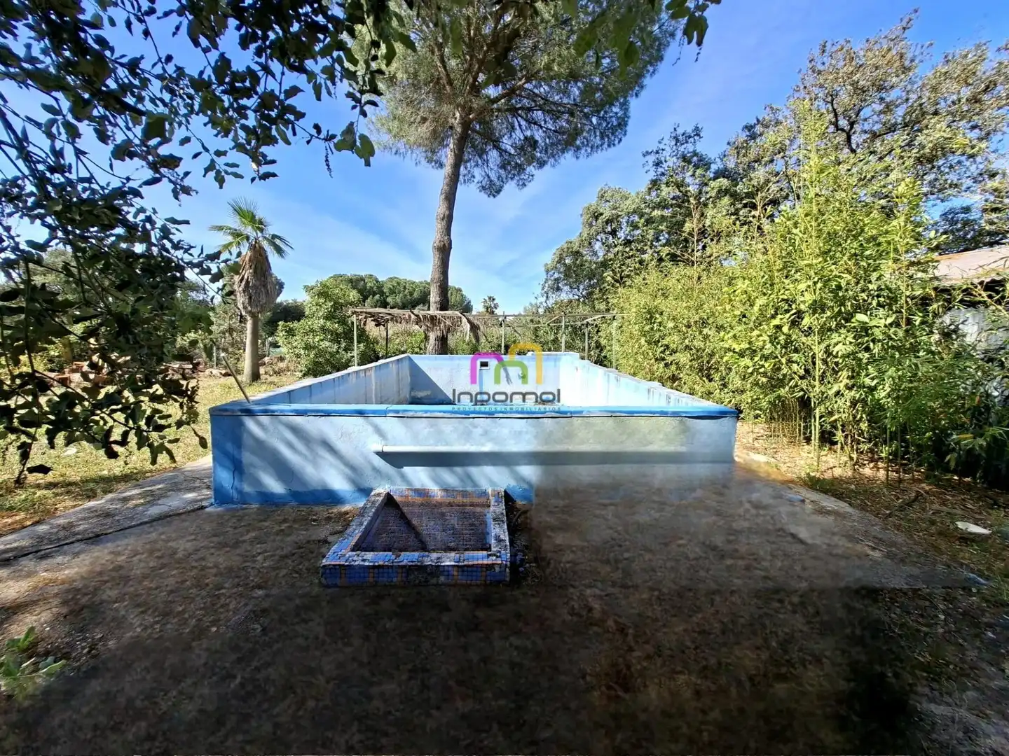 Garten von Country house zum Verkauf in Badajoz Capital mit Terrasse, Abstellraum und Schwimmbad