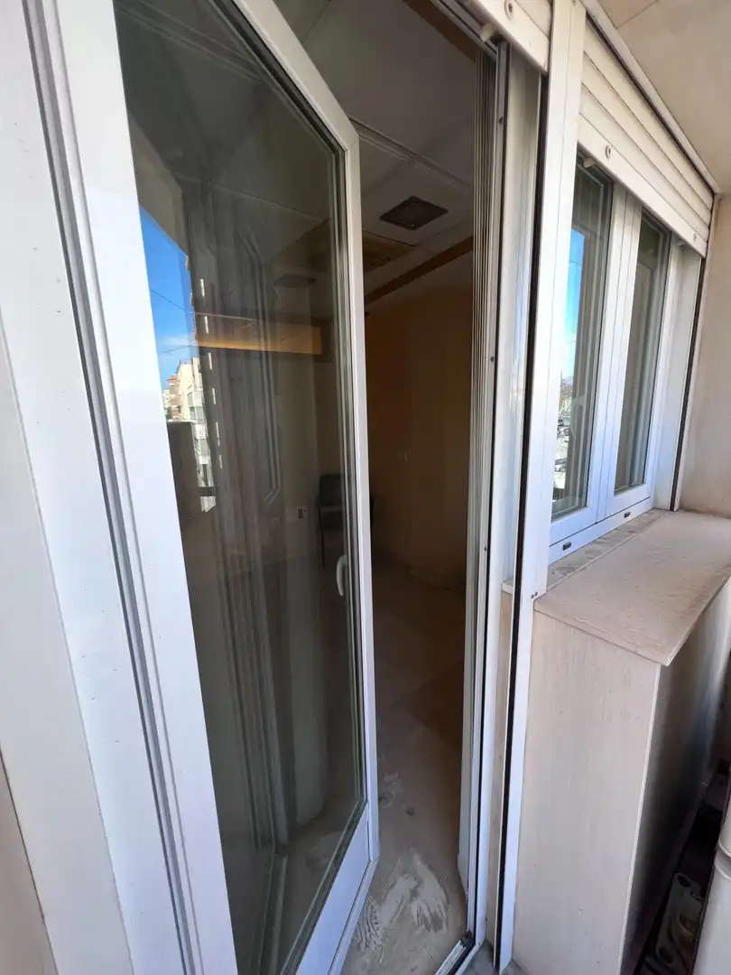 Piso en venta en Calle CONSTITUCION, Novelda