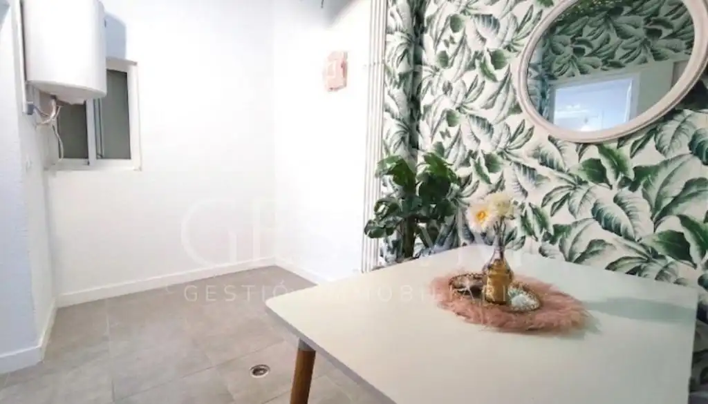 Dining room of Flat for sale in Sant Joan Despí  with Parquet flooring