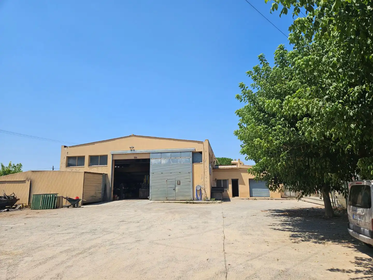 Nave industrial in vendita a Camí de la Gola de Sobre Ter 100