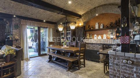 Foto 4 de Casa adosada en venda a Font Verda, Barcelona