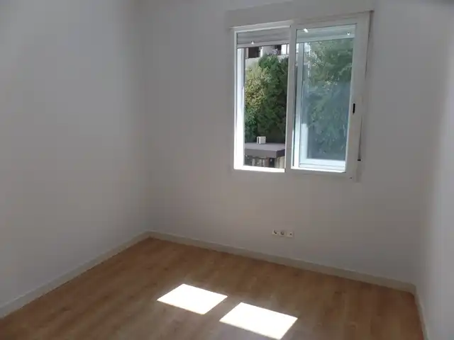Habitación de Piso en venta en Madrid con Calefacción, Horno y Lavadora