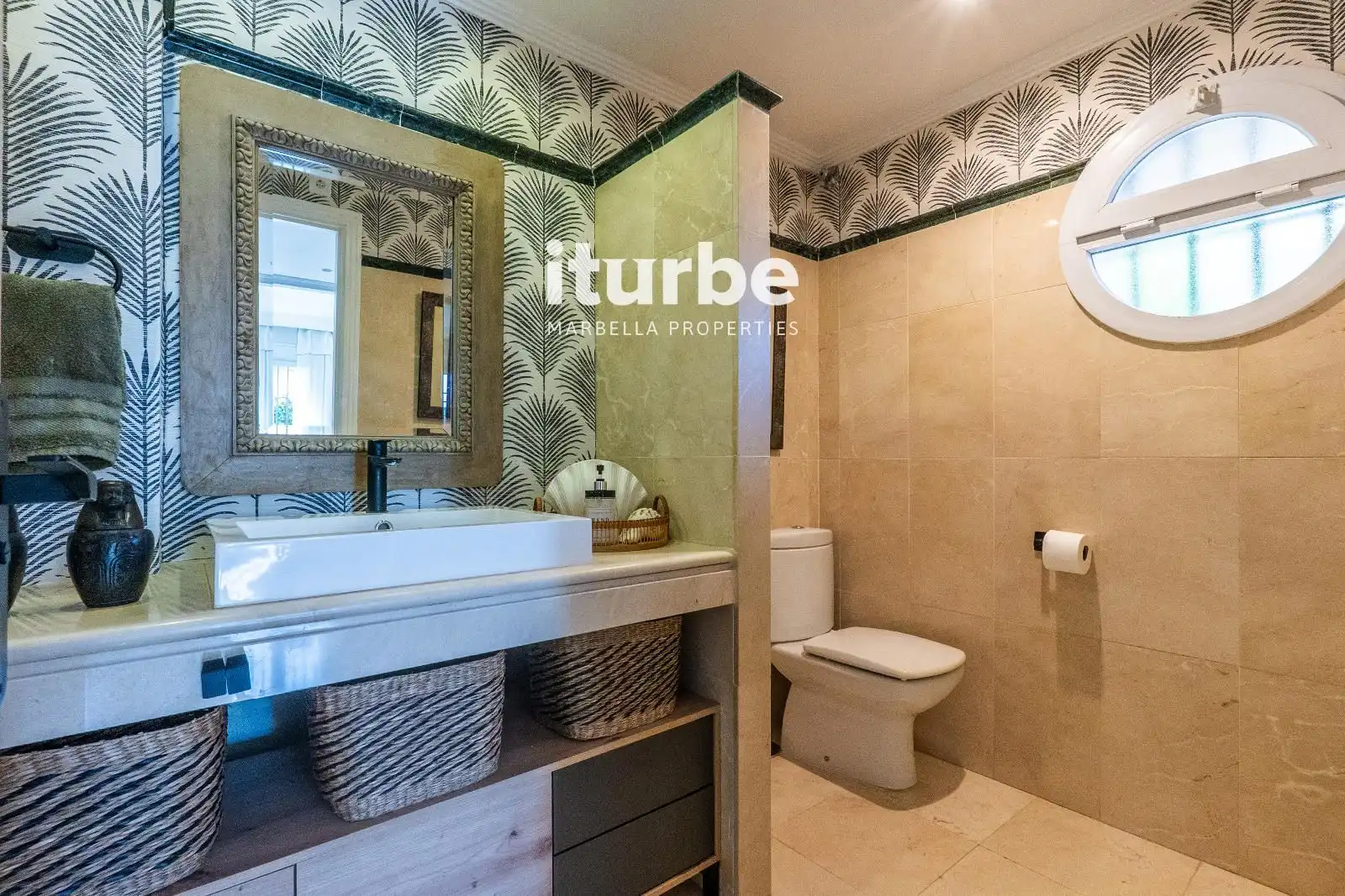 Bathroom of Houses for rent in Marbella  with Air Conditioner, Heating and Private garden