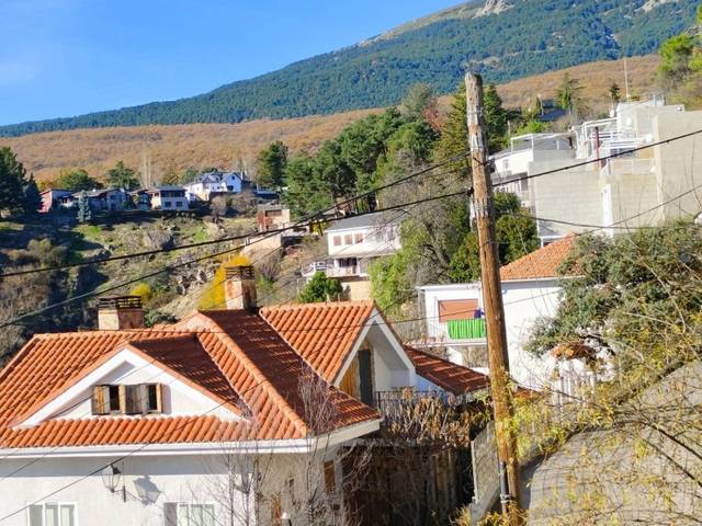 Casa-chalet en Venta en Miraflores de la Sierra