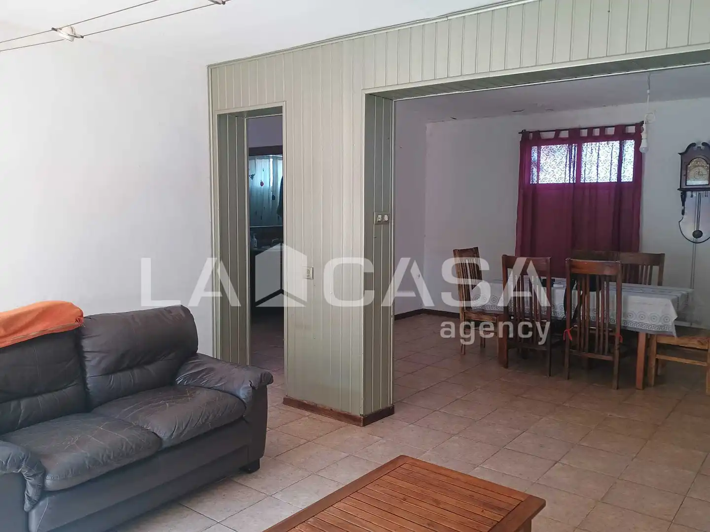 Houses for sale in Algeciras  with Storage room