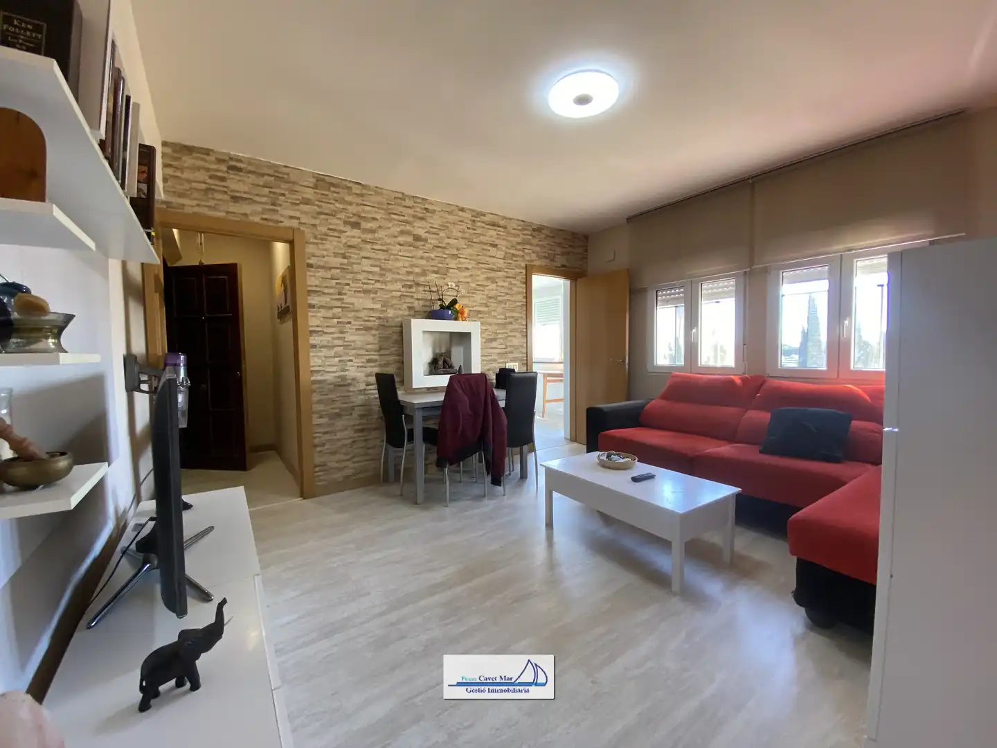 Sala d'estar de Apartament en venda en Cambrils amb Parquet, Moblat i Piscina comunitària