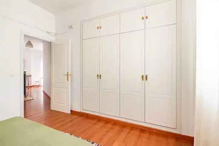 Habitación de Apartamento en venta en Espartinas con Aire acondicionado