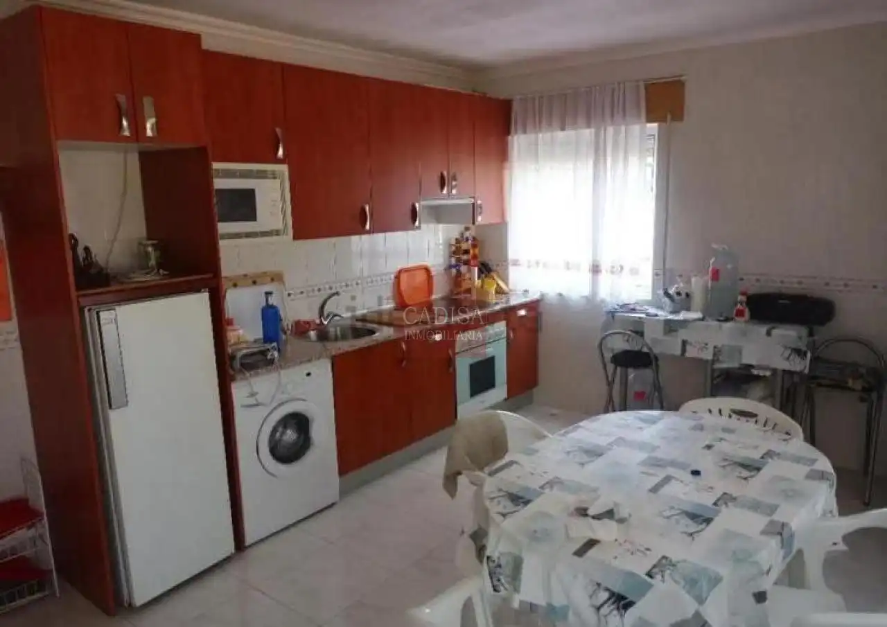 Cocina de Casa o chalet en venta en Monterrubio de la Sierra con Jardín privado y Amueblado